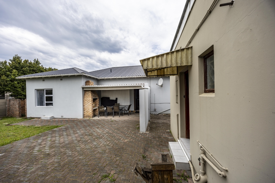Commercial Property for Sale in Berea Eastern Cape